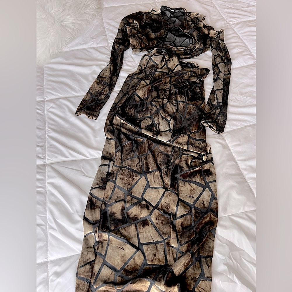 Fashion nova dress. Size small (6)